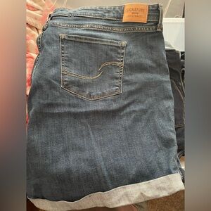 Levi's Signature Denim Jean Shorts